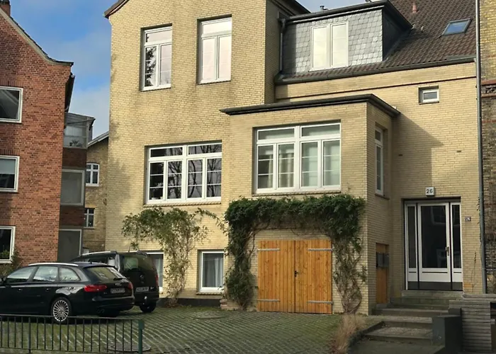 Gemuetliche Sanierte 1 Zimmer Wohnung Mit Privatem Parkplatz Im Zentrum